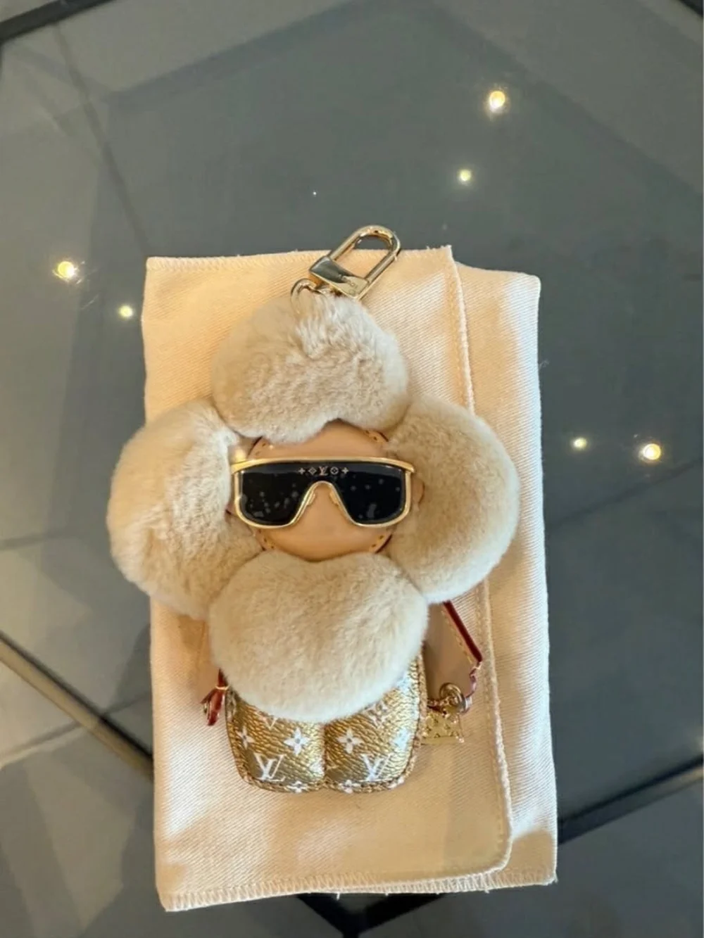 Lv Vivienne Flower Fur Bag Charm Keychain